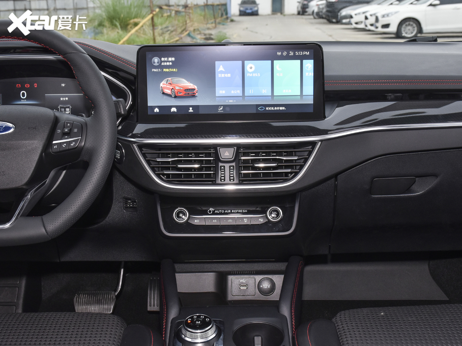 2021˹  EcoBoost 180 ԄST Line