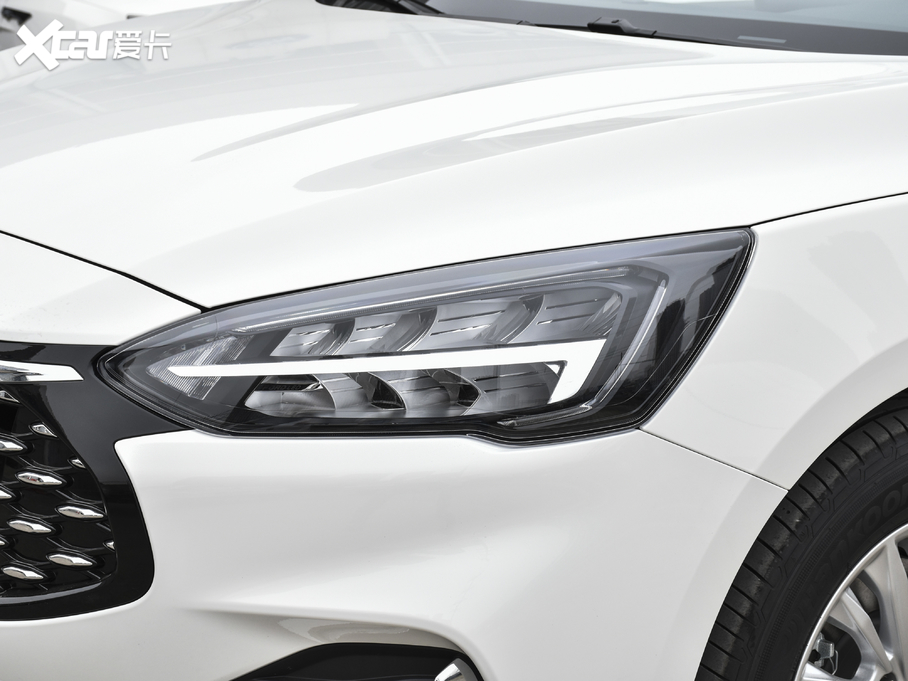 2021˹  EcoBoost 180 Ԅh