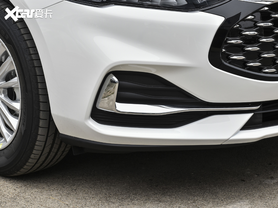 2021˹  EcoBoost 180 Ԅh