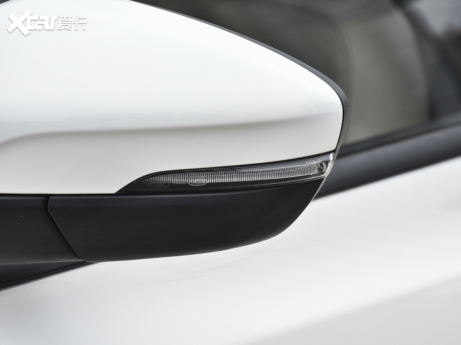 2021˹  EcoBoost 180 Ԅh