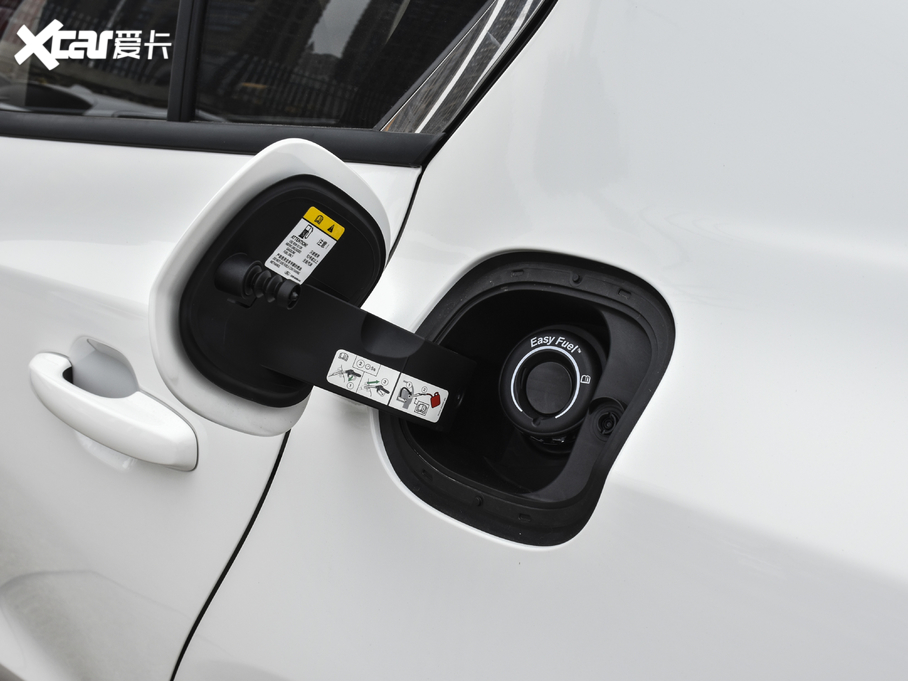 2021˹  EcoBoost 180 Ԅh