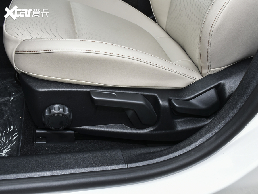 2021˹  EcoBoost 180 Ԅ(dng)h