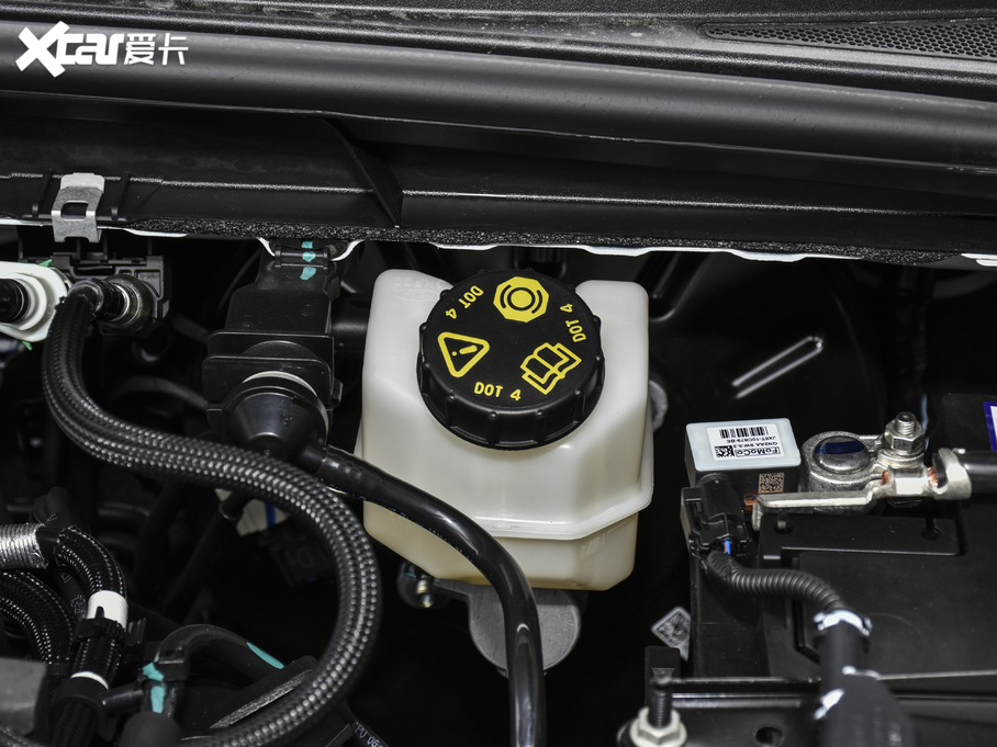 2021˹  EcoBoost 180 Ԅh