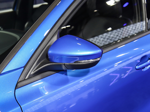 2021 EcoBoost 180 ԄST Line (x)(ji)^