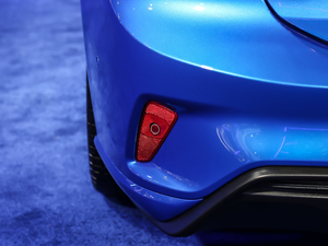 2021 EcoBoost 180 ԄST Line ^