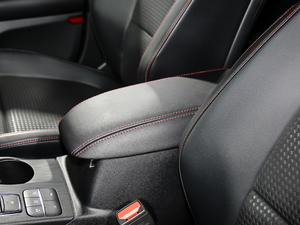 2021 EcoBoost 180 ԄST Line 