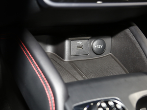 2021 EcoBoost 180 ԄST Line g