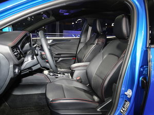 2021 EcoBoost 180 ԄST Line {