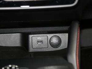 2021 EcoBoost 180 ԄST Line g