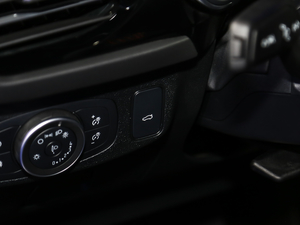 2021 EcoBoost 180 ԄST Line п؅^