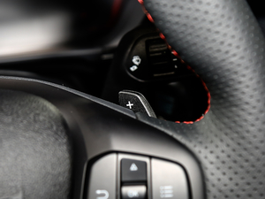 2021 EcoBoost 180 ԄST Line п؅^