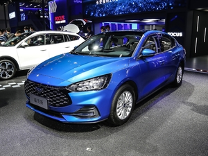 2021 EcoBoost 180 Ԅ(dng)h ǰ45