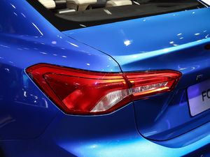 2021 EcoBoost 180 Ԅh (x)(ji)^