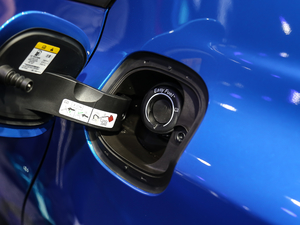 2021 EcoBoost 180 Ԅh ^