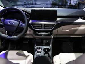 2021 EcoBoost 180 Ԅ(dng)h п_(ti)