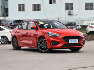 2021 EcoBoost 180 ԄST Line w^