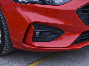 2021 EcoBoost 180 ԄST Line ^