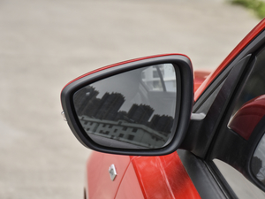 2021 EcoBoost 180 ԄST Line ^