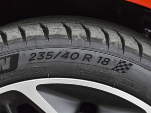 2021 EcoBoost 180 ԄST Line ݆̥ߴ