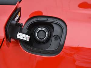 2021 EcoBoost 180 ԄST Line ^