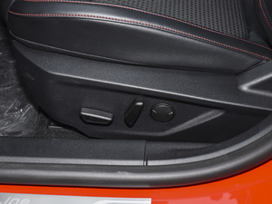 2021 EcoBoost 180 ԄST Line {{(dio)(ji)