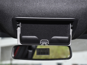 2021 EcoBoost 180 ԄST Line g