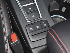 2021 EcoBoost 180 ԄST Line п؅^