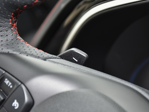 2021 EcoBoost 180 ԄST Line п؅^