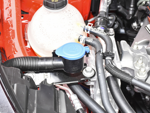 2021 EcoBoost 180 ԄST Line 