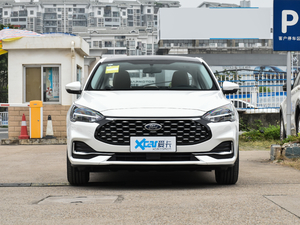 2021 EcoBoost 180 Ԅh w^