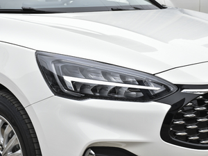 2021 EcoBoost 180 Ԅh ^