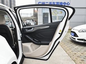 2021 EcoBoost 180 Ԅh g