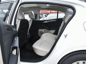 2021 EcoBoost 180 Ԅh g