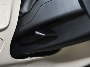 2021 EcoBoost 180 Ԅh п؅^