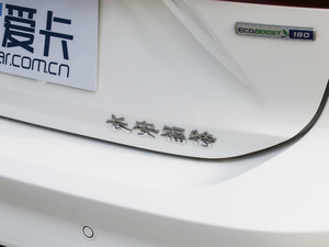 2021 EcoBoost 180 ԄST Line ^