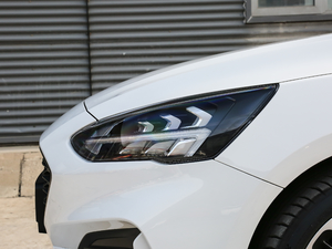 2021 EcoBoost 180 Ԅ(dng)ST Line (x)(ji)^