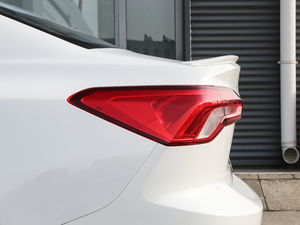 2021 EcoBoost 180 Ԅ(dng)ST Line (x)(ji)^