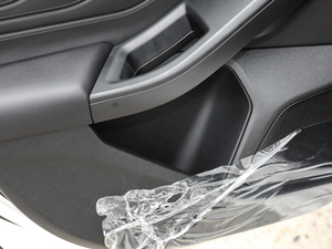 2021 EcoBoost 180 ԄST Line g