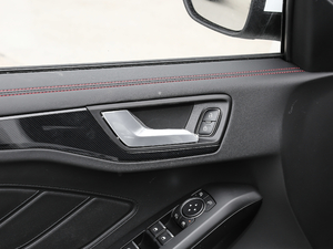 2021 EcoBoost 180 ԄST Line g