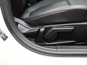 2021 EcoBoost 180 ԄST Line g