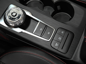 2021 EcoBoost 180 ԄST Line v܇Ƅ