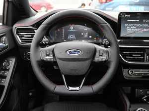 2021 EcoBoost 180 ԄST Line P