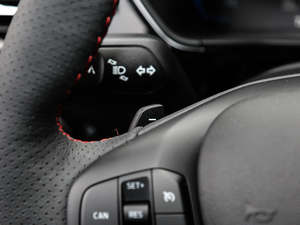 2021 EcoBoost 180 ԄST Line п؅^