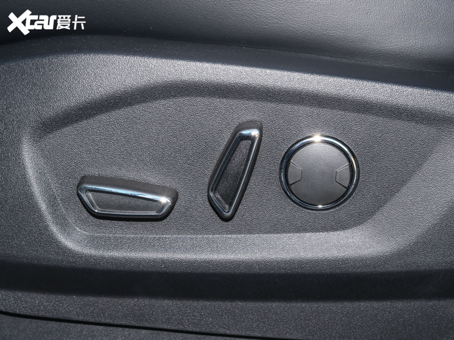 2021J PLUS EcoBoost 245 J 7 