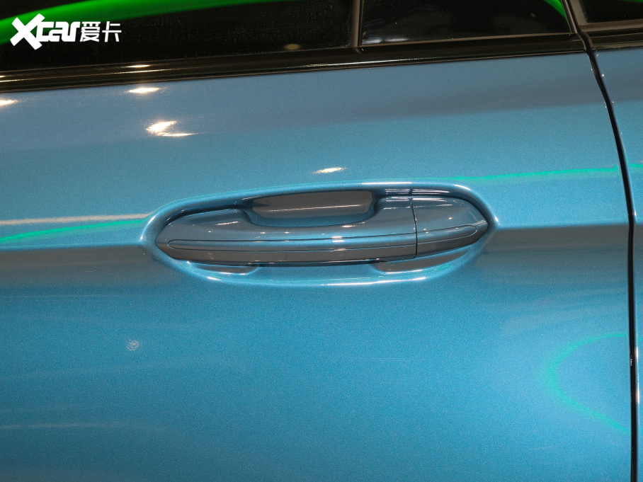 2021J PLUS EcoBoost 245 ST-Line 7 