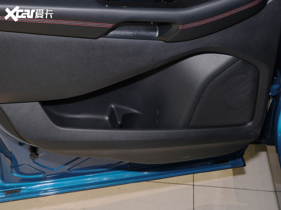 2021J PLUS EcoBoost 245 ST-Line 7 