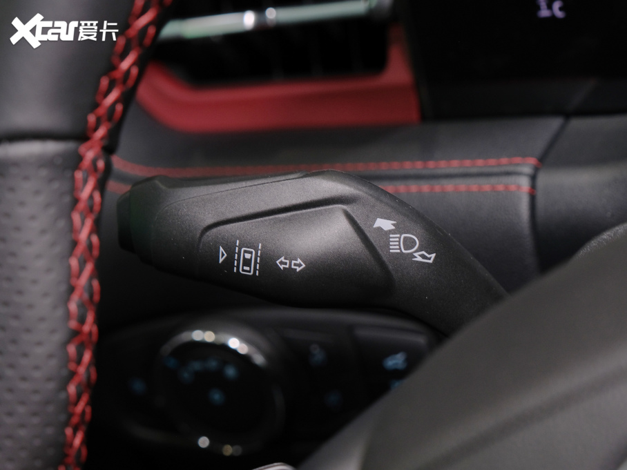 2021J PLUS EcoBoost 245 ST-Line 7 