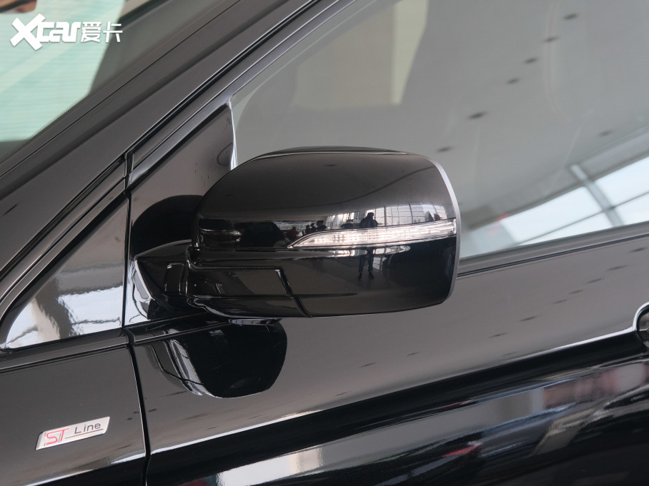 2021J PLUS EcoBoost 245 ST-Line 5 