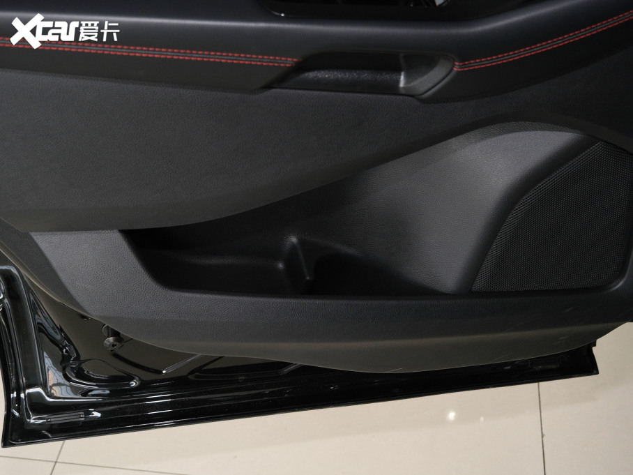 2021J PLUS EcoBoost 245 ST-Line 5 