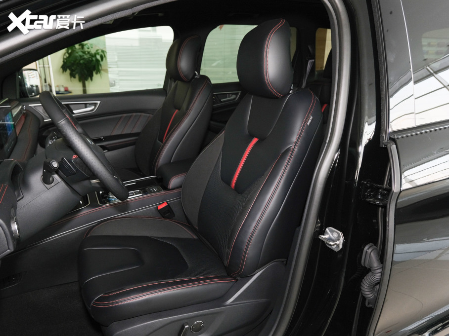 2021J PLUS EcoBoost 245 ST-Line 5 